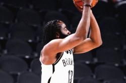 开云-Ming迎来十赛季高光表现，篮网球迷沸腾！的简单介绍